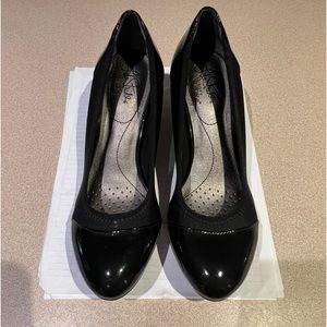 Life Stride fabric and party shiny size 8